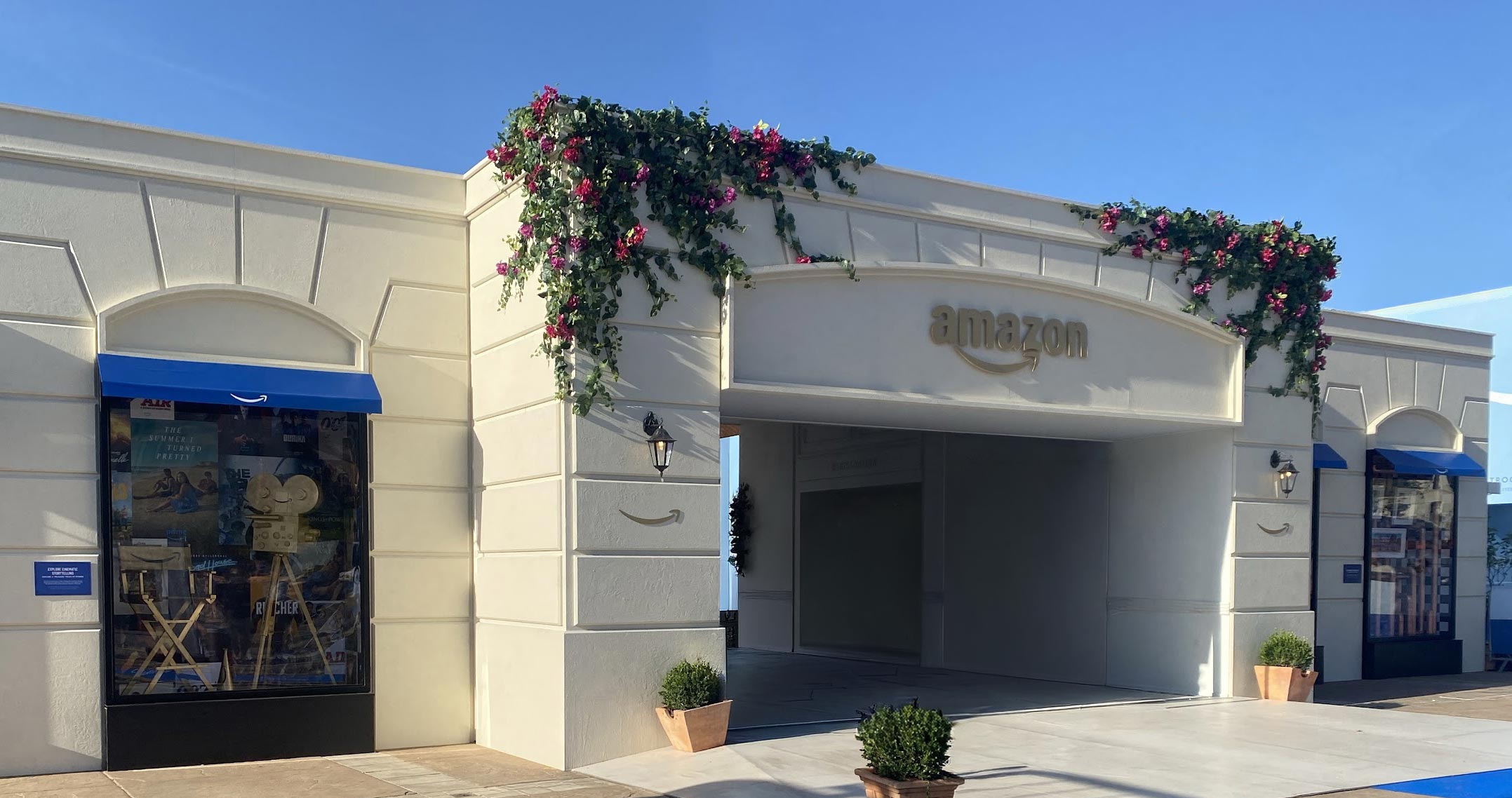 AmazonPort_entrance
